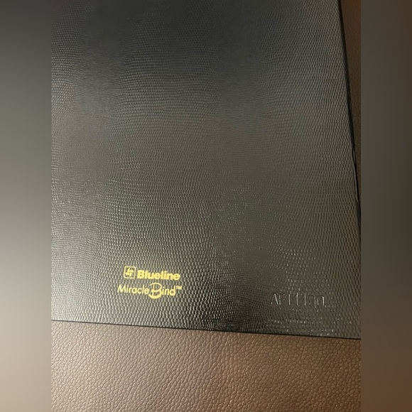 Blueline MiracleBind Notebook, Black, Lizard-Like, Hard Cover new - Picture 6 of 16